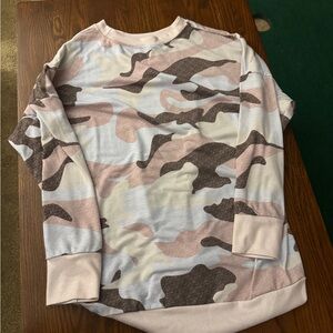 Women’s Camo Long Sleeve Shirt - Pink and Dark Pink